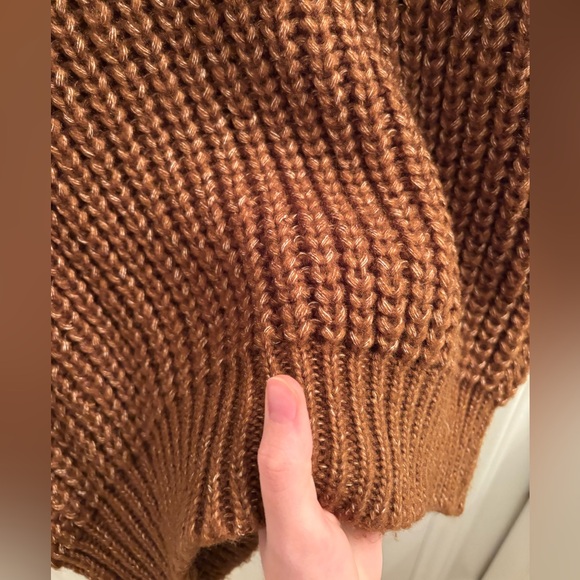 Lulu's Knit Turtleneck Sweater - Picture 4 of 4